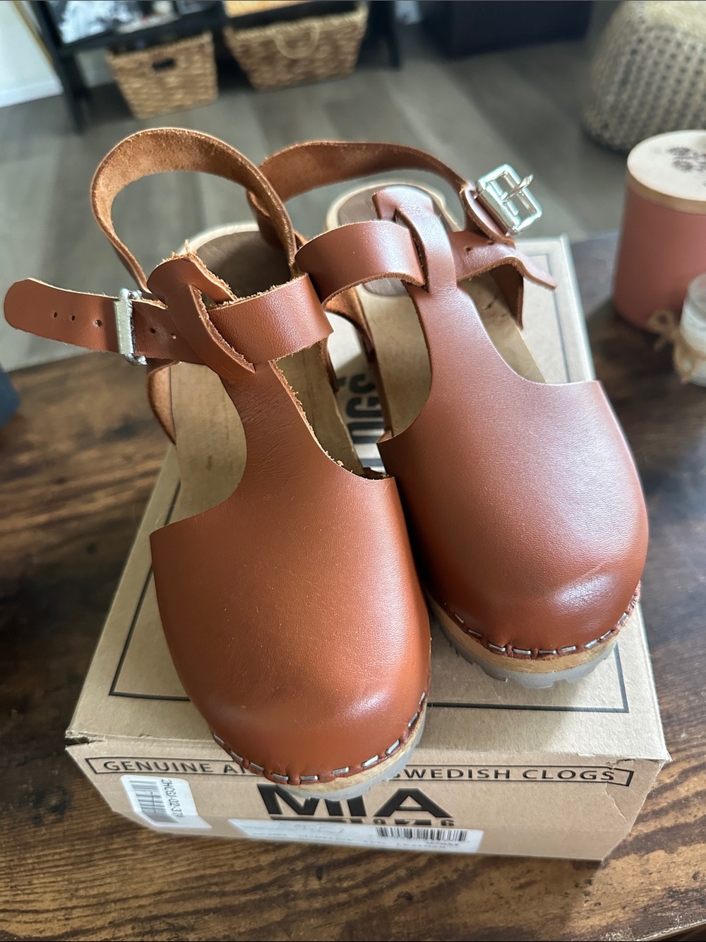 MIA Tan Brown Leather T-Strap Clog Sandals - size 7  -Madeline lug.